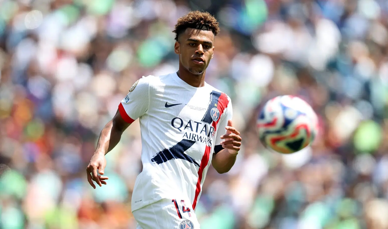 皇冠体育入口-杜埃谈将对阵梅西：他是历史最佳球员之一，在我小时候就激励了我