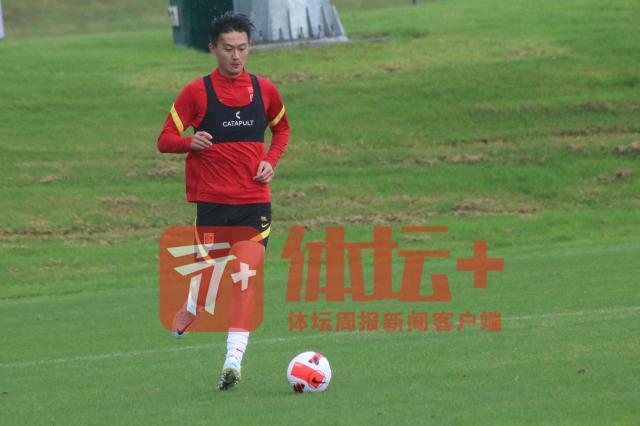 皇冠官网-蒋圣龙：不喜欢被压着打 要发挥出敢打敢拼的精神